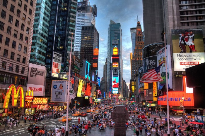 1280px-New_york_times_square-terabass.jpg