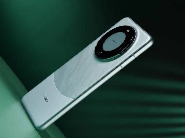 遥遥领先?揭秘华为Mate60系列的“玄武架构”